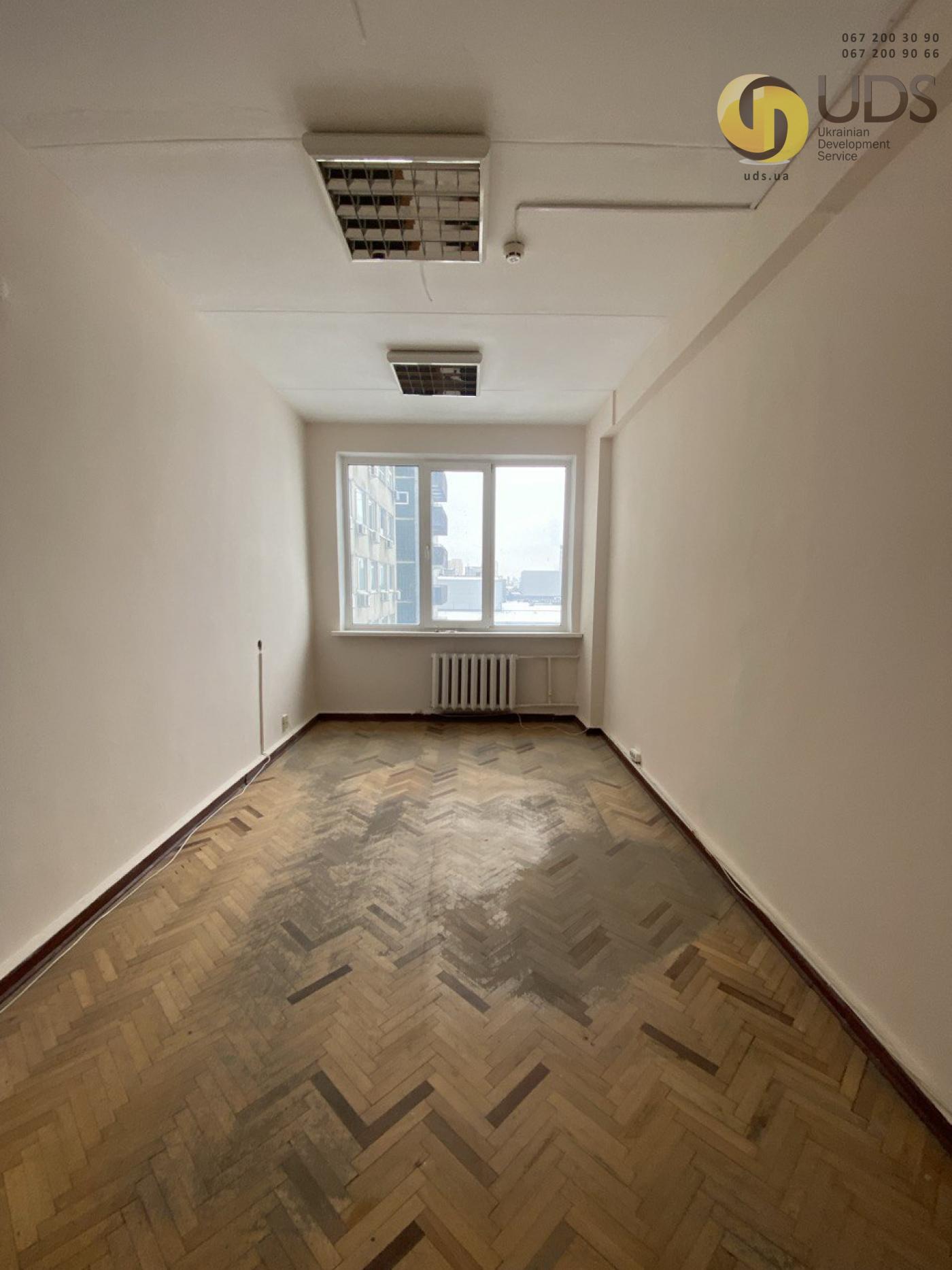 Оренда офісу на вул. Євгенія Сверстюка,23 на 15,4 м²