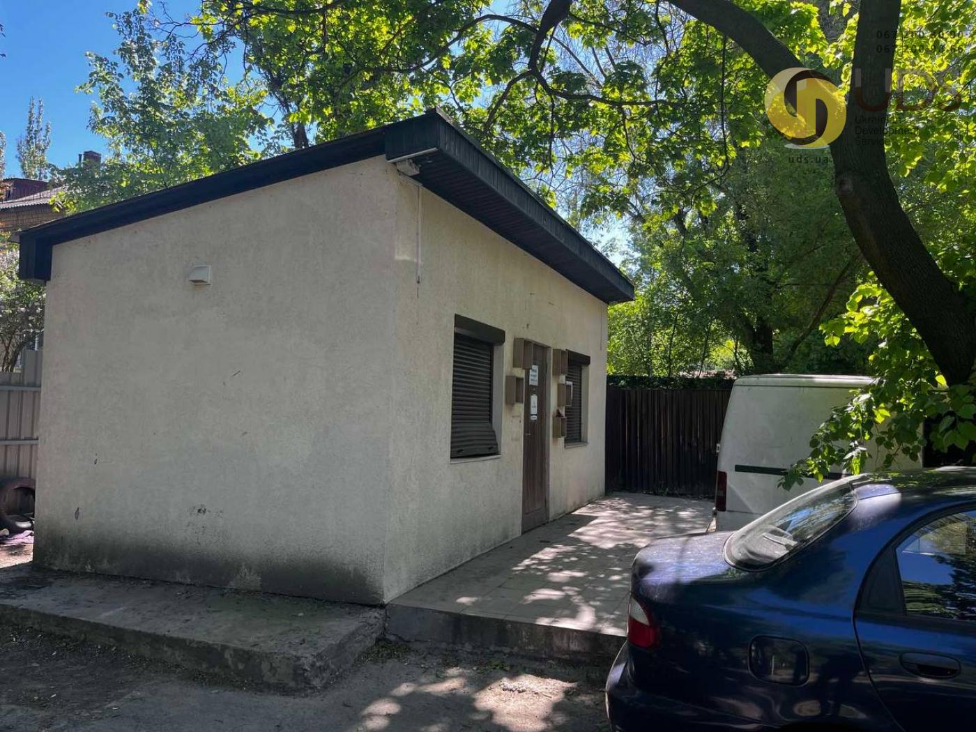 Здам на вул. Ушинського, 1 приміщення на 16,6 м², без комісії фотографія
