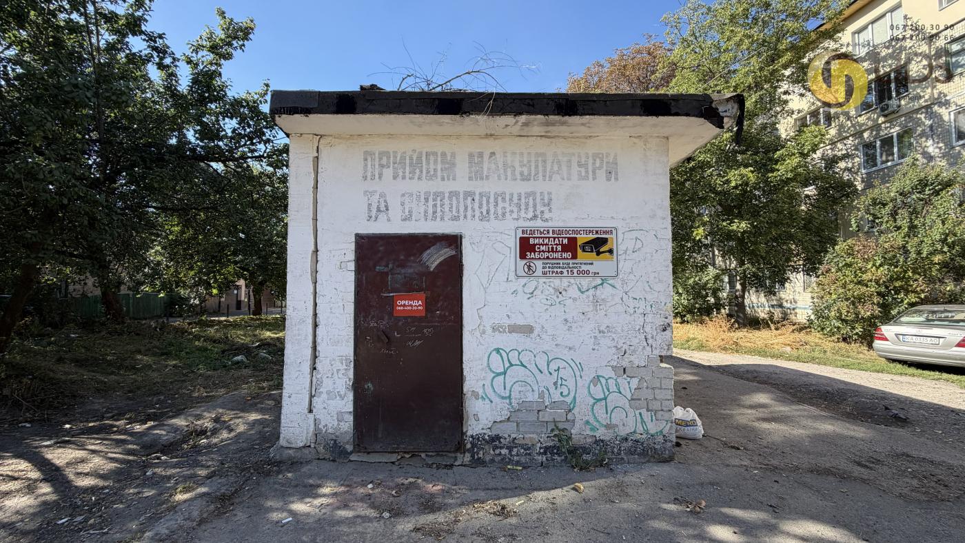 Оренда на вул. Солом'янська, 28 приміщення на 15,4 м², без комісії