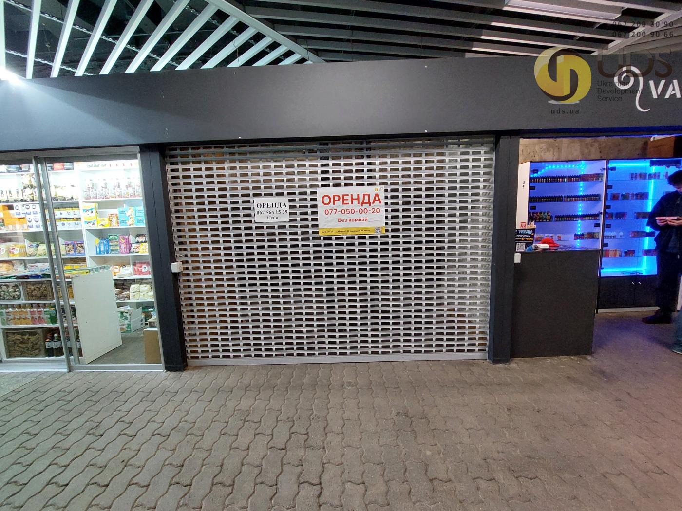 Оренда на площі Слави, в підземному переході, ролет на 4,5 м²