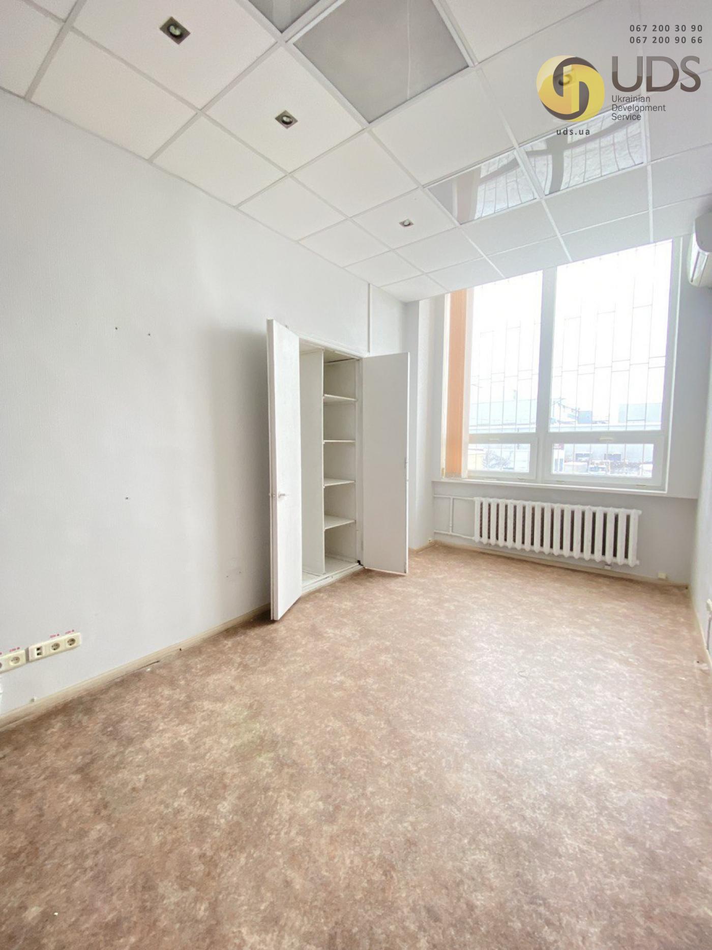 Оренда офісу на вул. Євгенія Сверстюка,23 на 34,9 м²