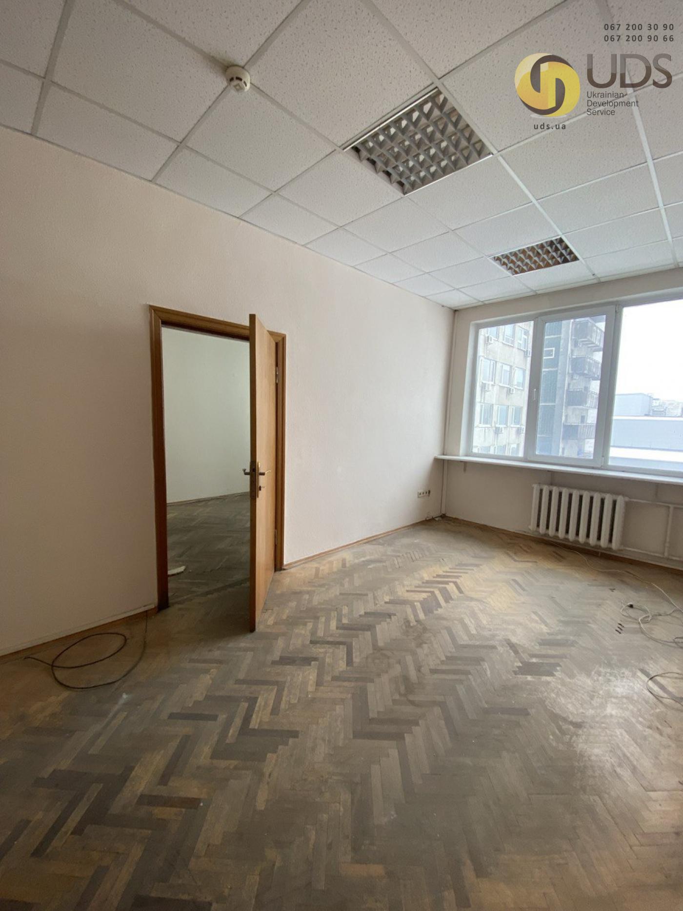 Оренда офісу на вул. Євгенія Сверстюка,23 на 66,7 м²