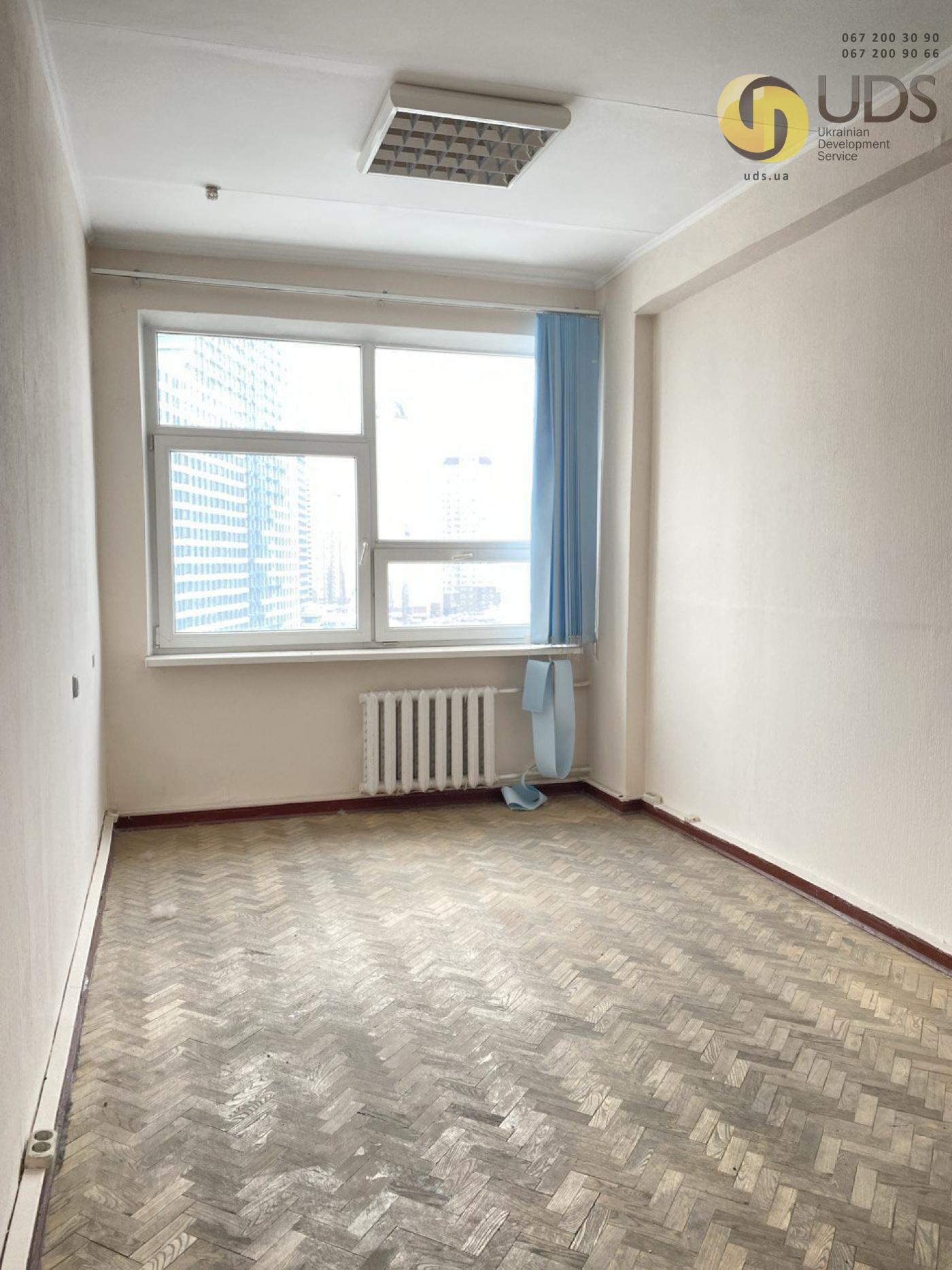 Оренда офісу на вул. Євгенія Сверстюка,23 на 16,3 м² фотографія