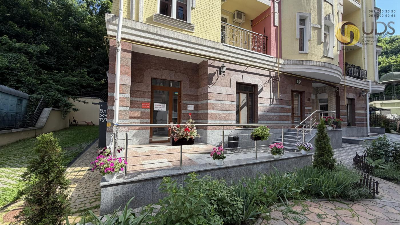 Оренда приміщення на вул. Дегтярна, 29 на 354,8 м², від власника