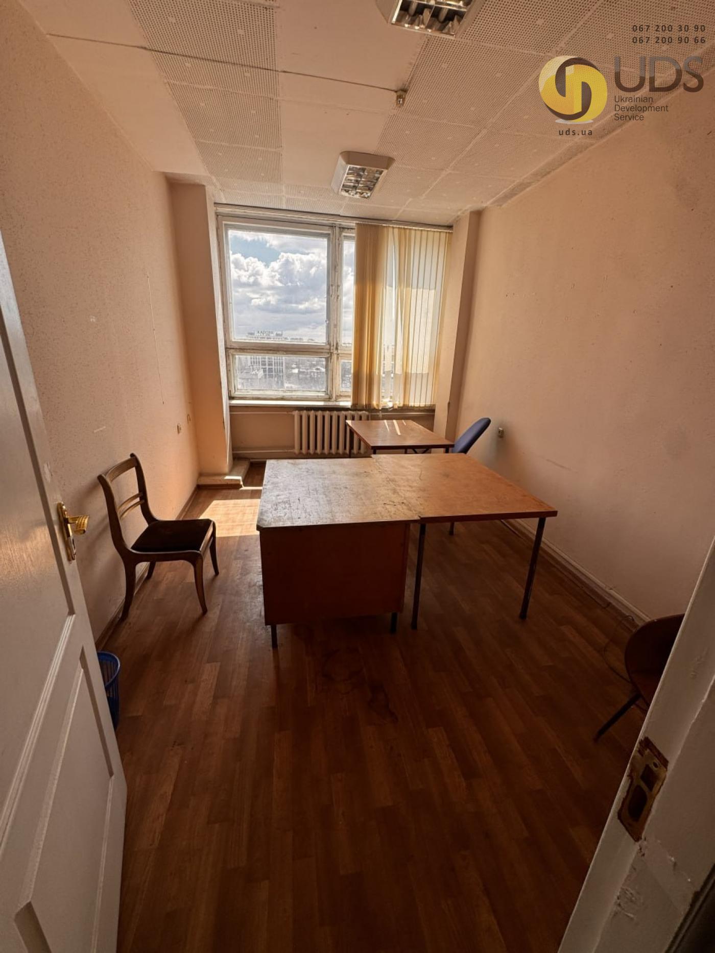 Оренда офісу 14,3 м² вул. Велика Арнаутська,15, Одеса