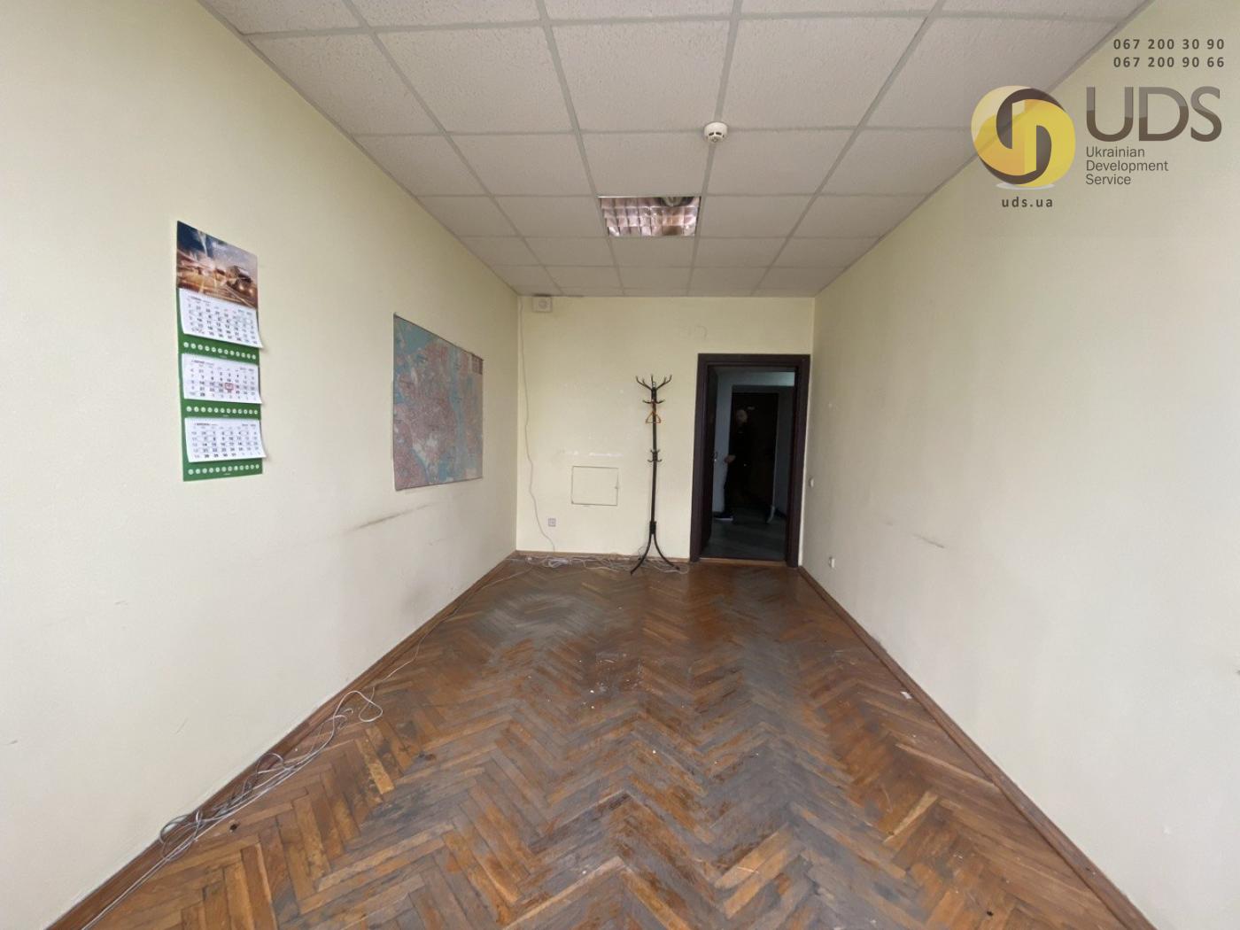 Оренда  офісу 16,3 м² вул. Євгенія Сверстюка,23 фотографія