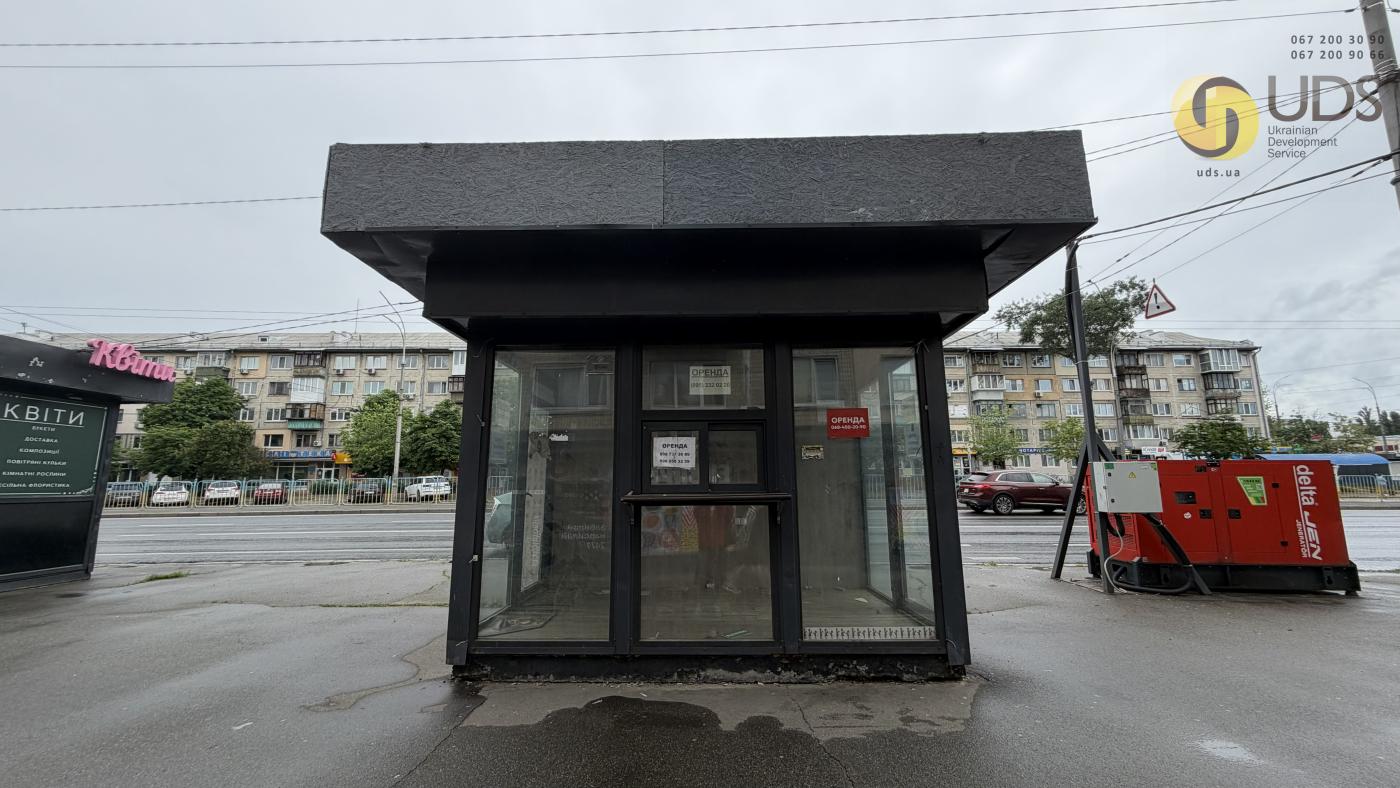 Оренда на пр-ті. Воскресенський, 35 МАФ на 8 м², без комісії