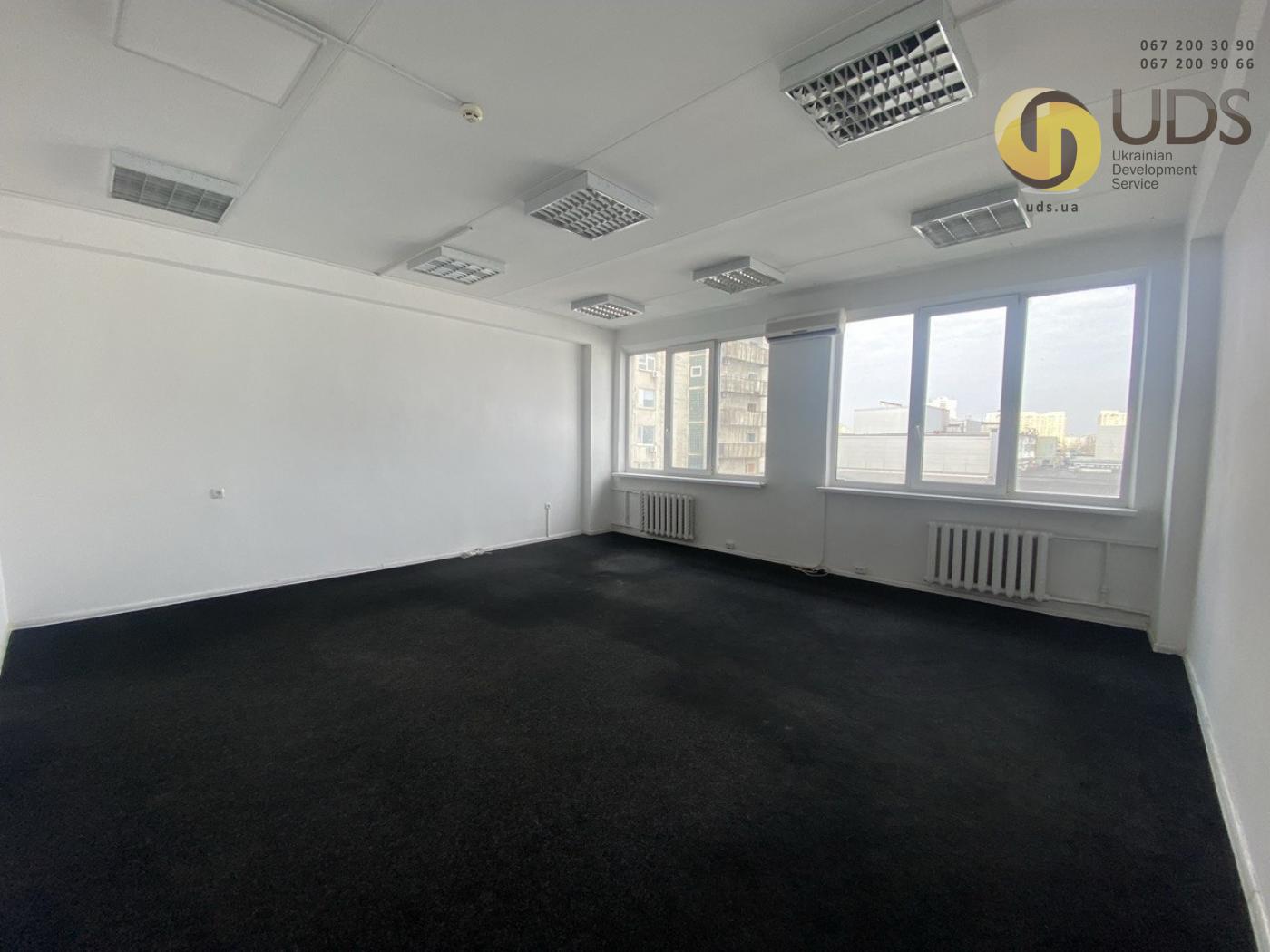Оренда на вул. Євгена Сверстюка 23 офіс на 33,4 м², без комісії