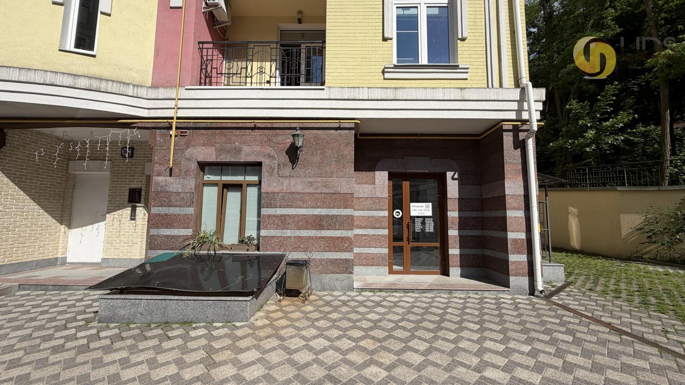 Оренда приміщення на вул. Дегтярна, 31 на 148 м², від власника
