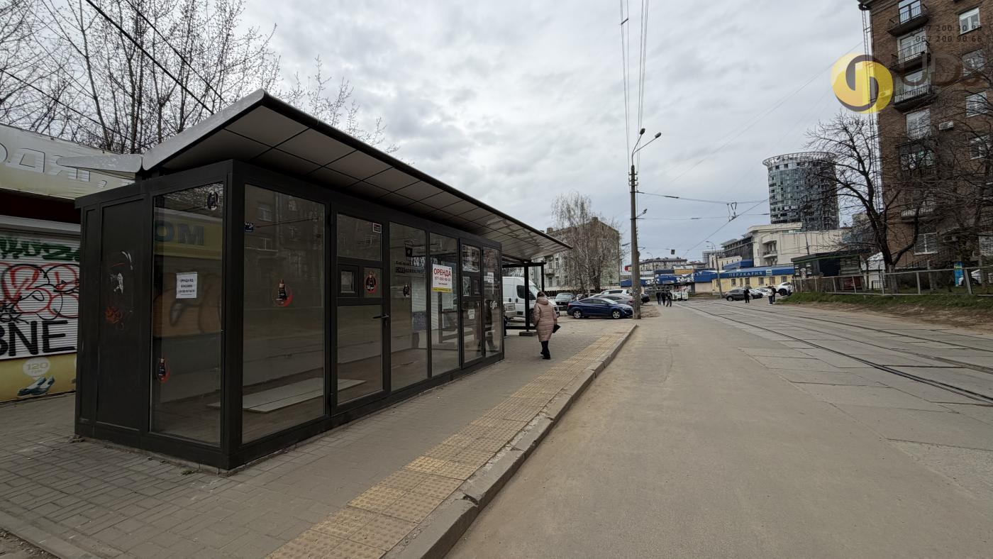 Оренда на вул. Дмитрівська, 3, приміщення на 7 м², вигідно фотографія