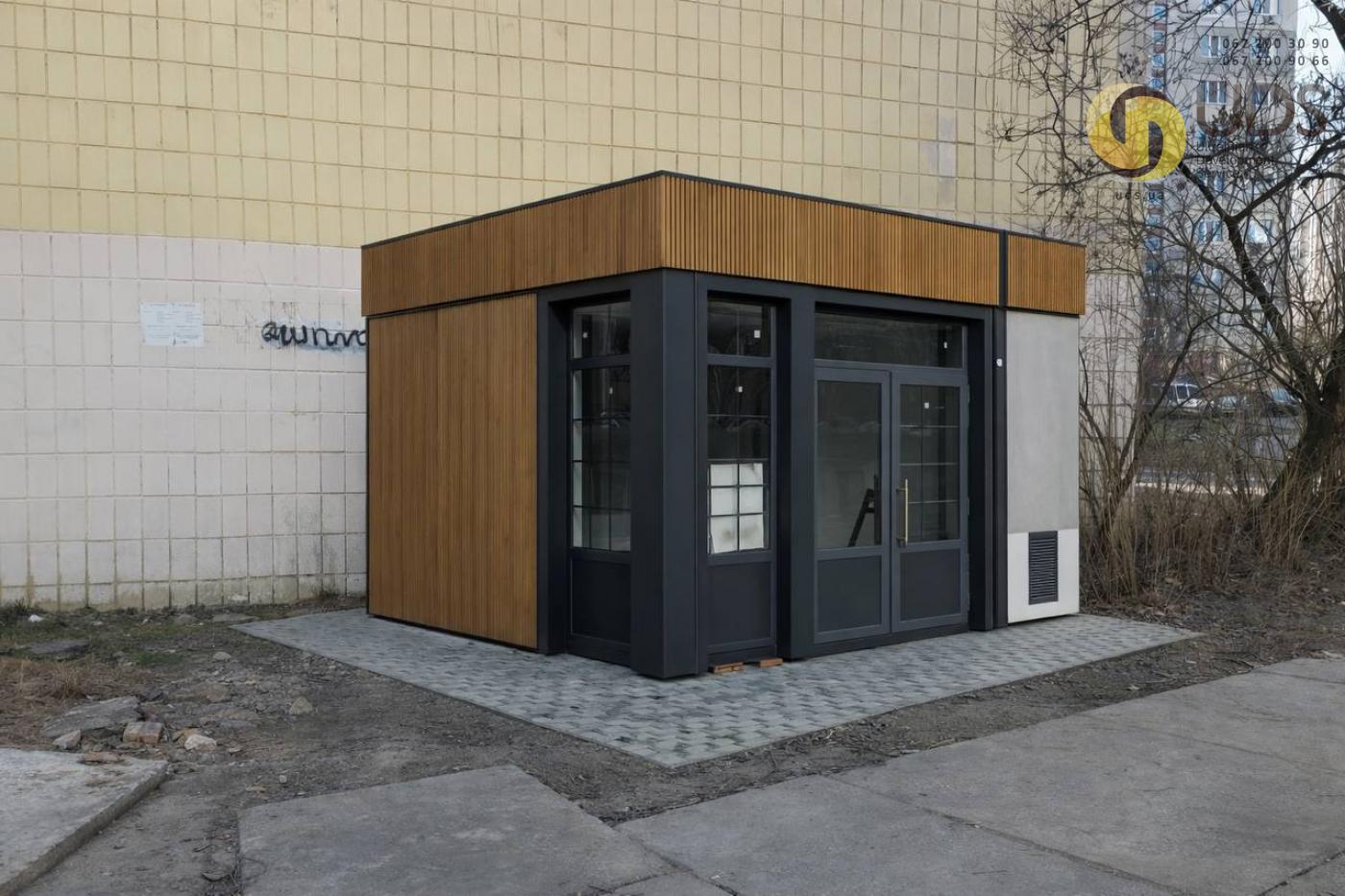 Оренда на пр-т. Свободи,17 приміщення на 10м² фотографія