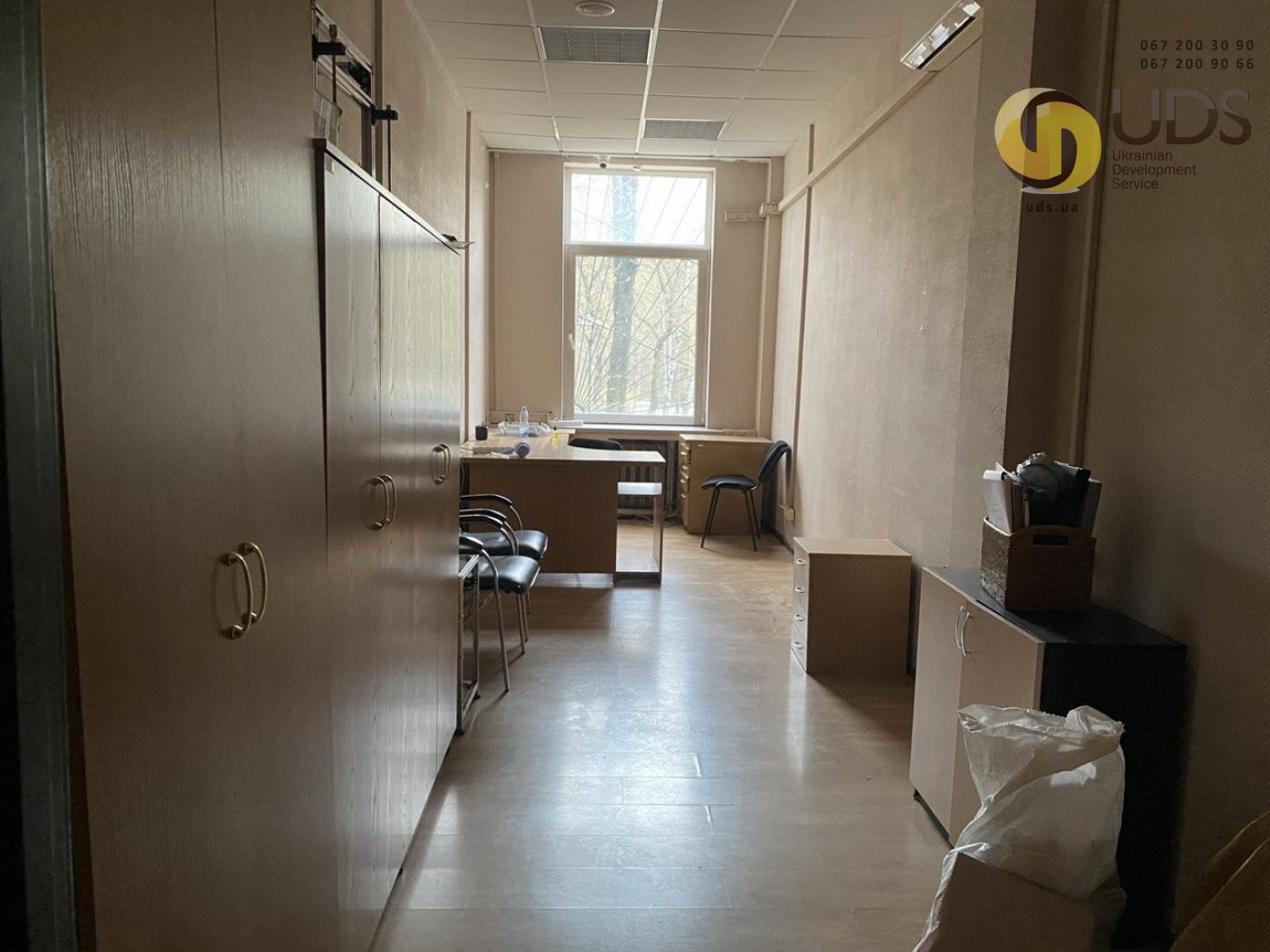 Оренда офісу на вул.Михайла Коцюбинського 1 на 17,8 м², без комісії