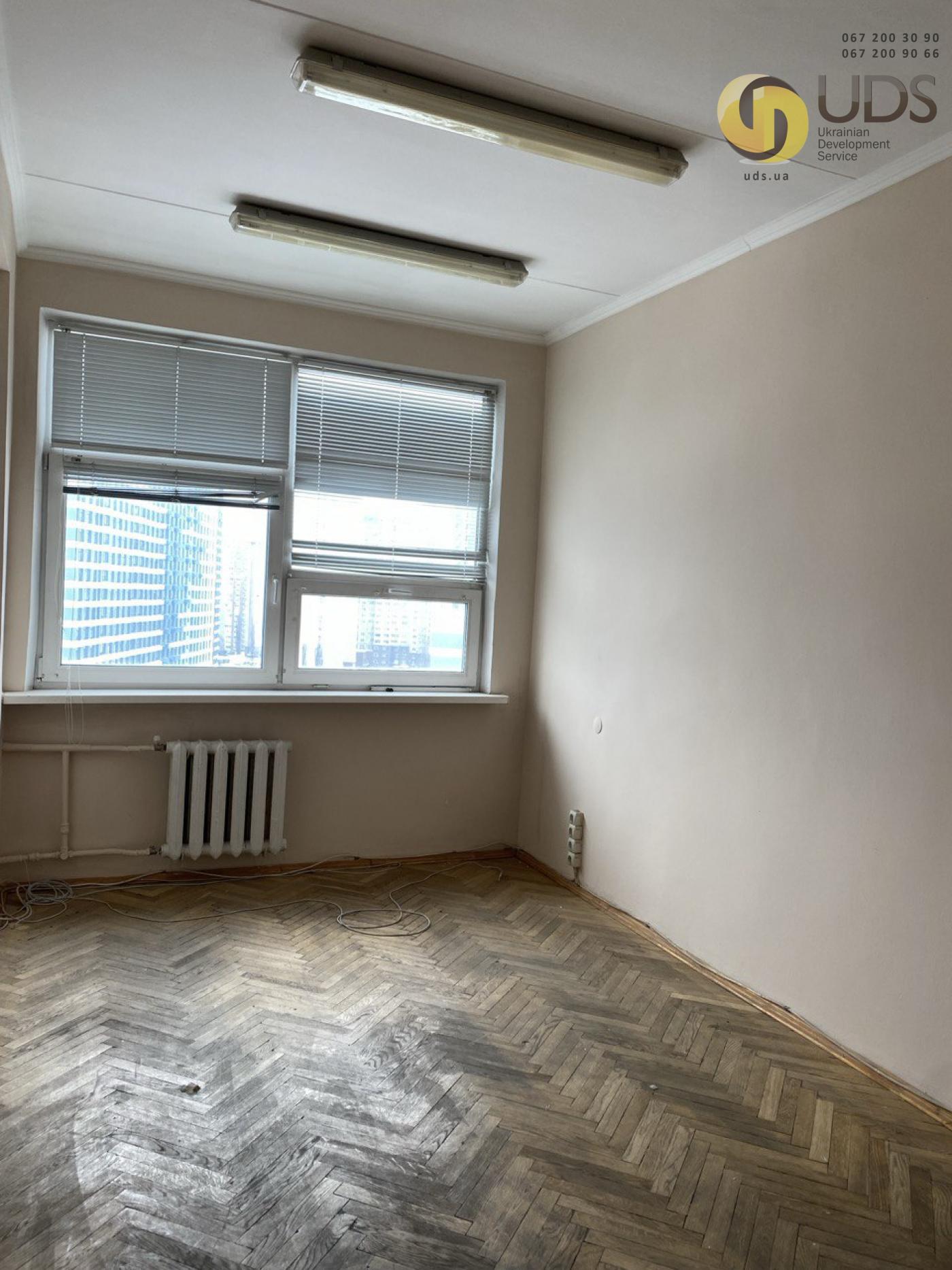 Оренда офісу на вул. Євгенія Сверстюка,23 на 17,7 м², без комісії  фотографія