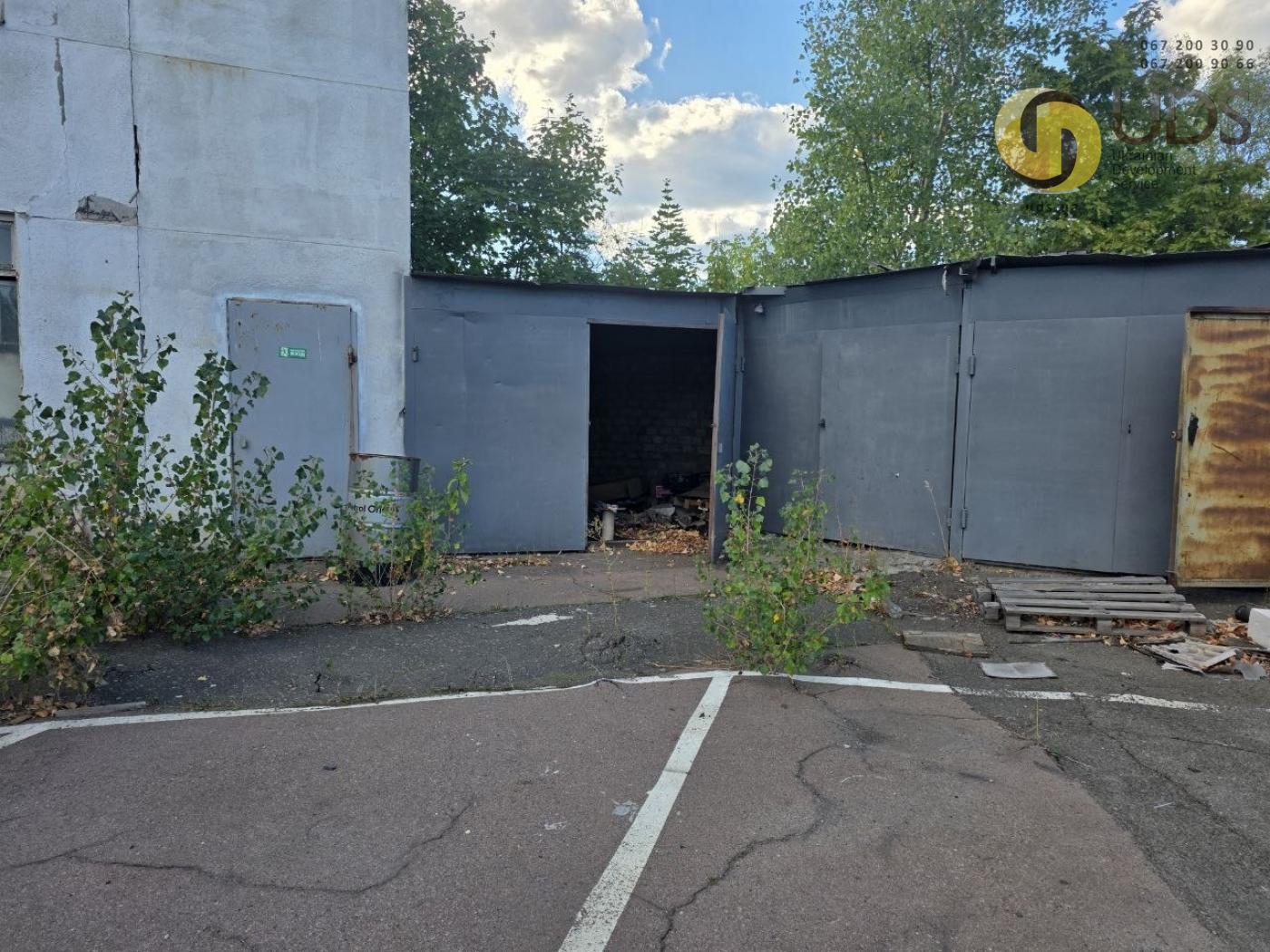 Оренда складу на вул. Озерна, 1 на 30,6 м², від власника