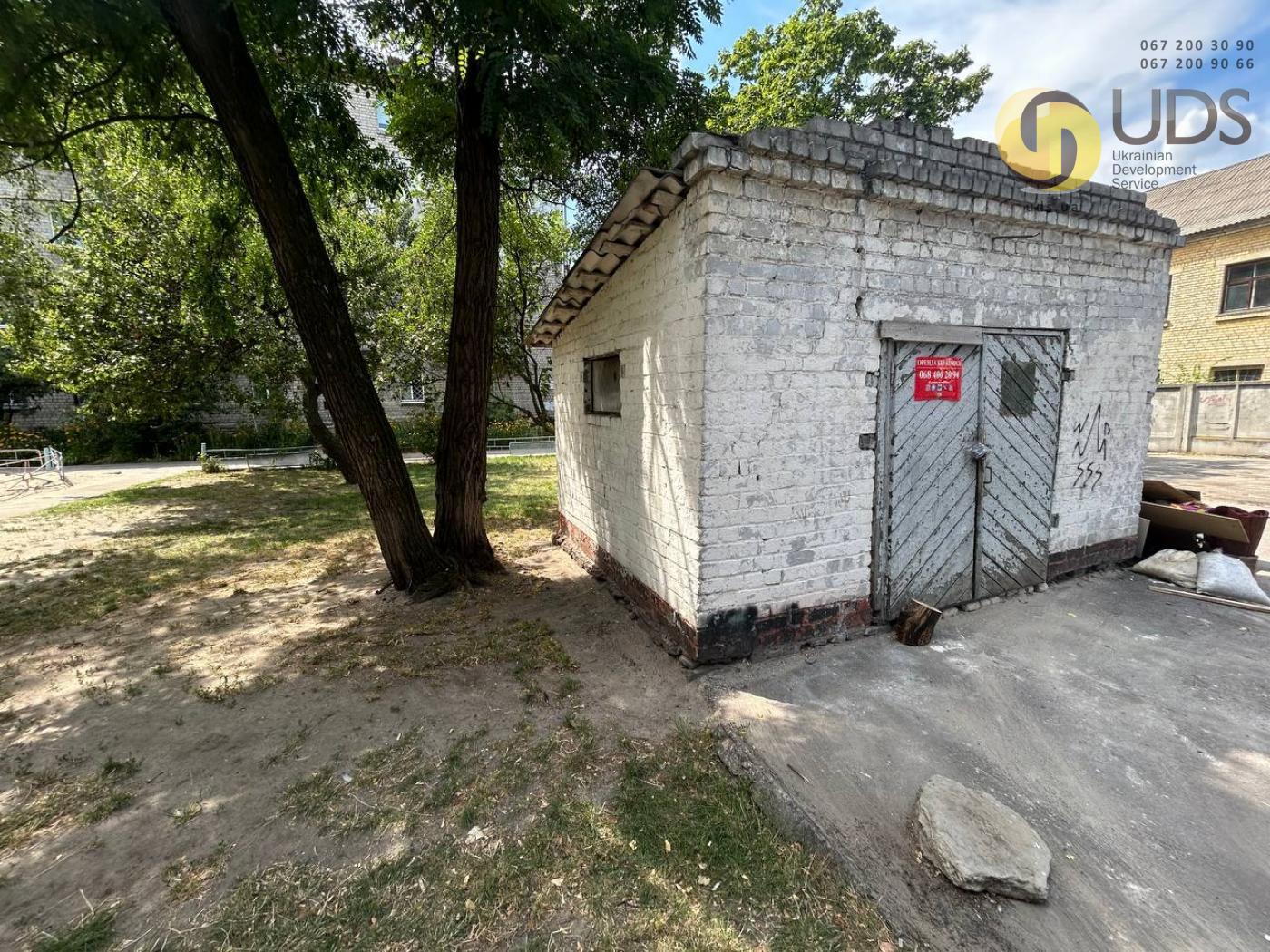 Здам на вул. Геннадія Афанасьєва , 8-А приміщення на 12.20 м², від власника фотографія